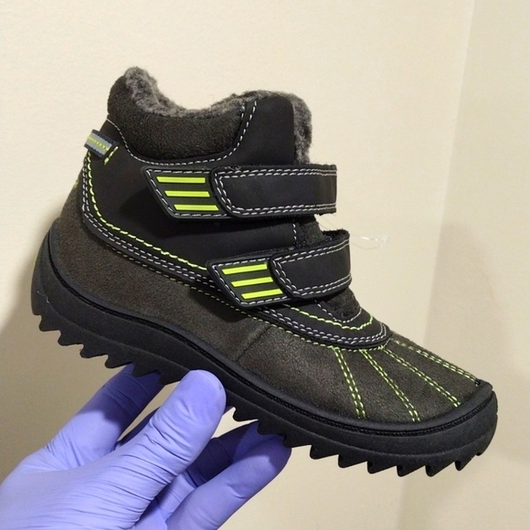 Oshkosh B'gosh Baby Size 12M Style Marley-13 Lace-up Grey and Green Color Boots - Picture 1 of 6